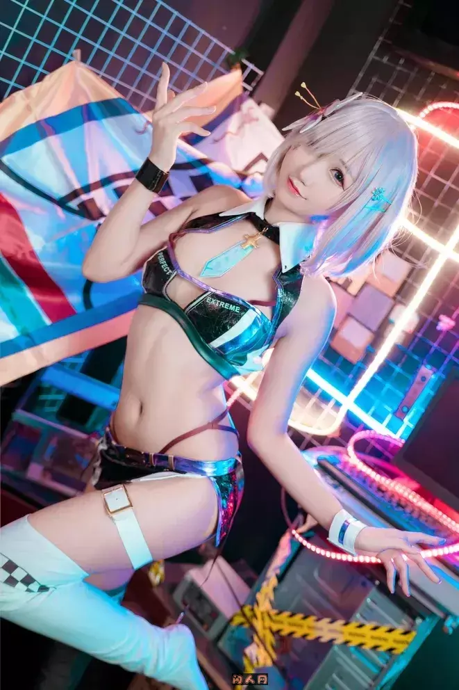 动漫博主@Kuuko W-越南萌妹子写真合集