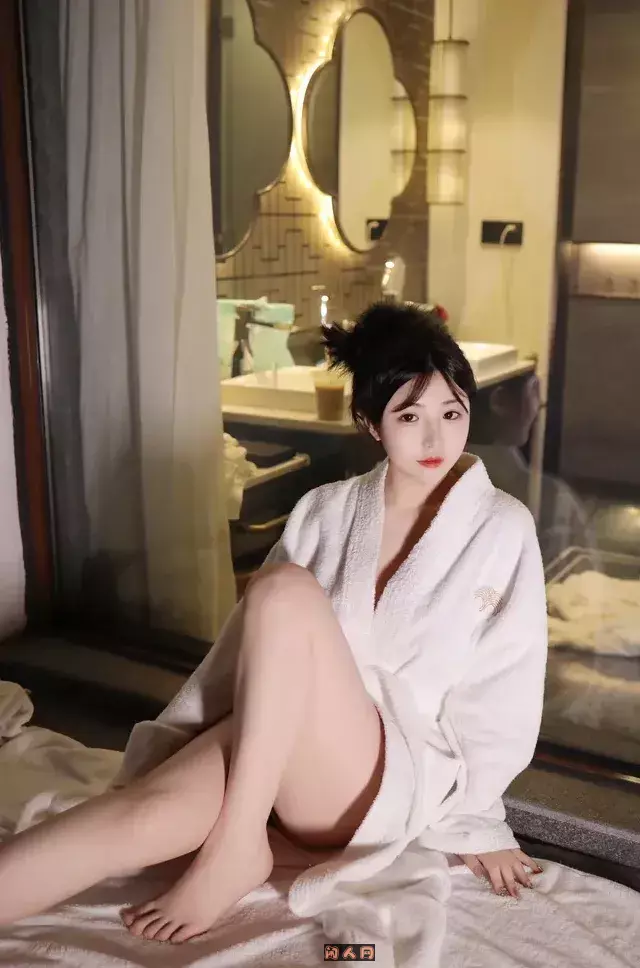 陈小花-性感美女艺术写真合集