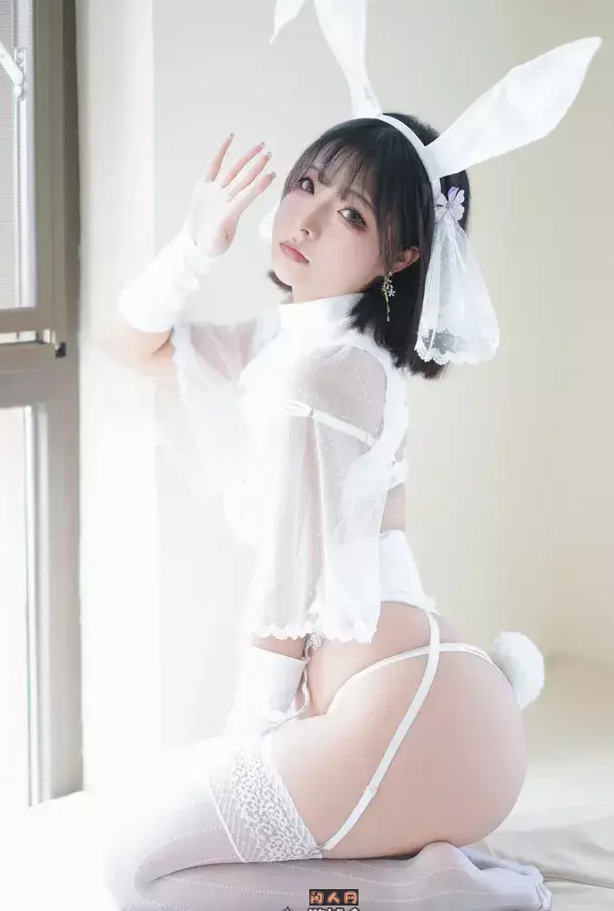 yuuhui玉汇-性感眼镜妹写真合集