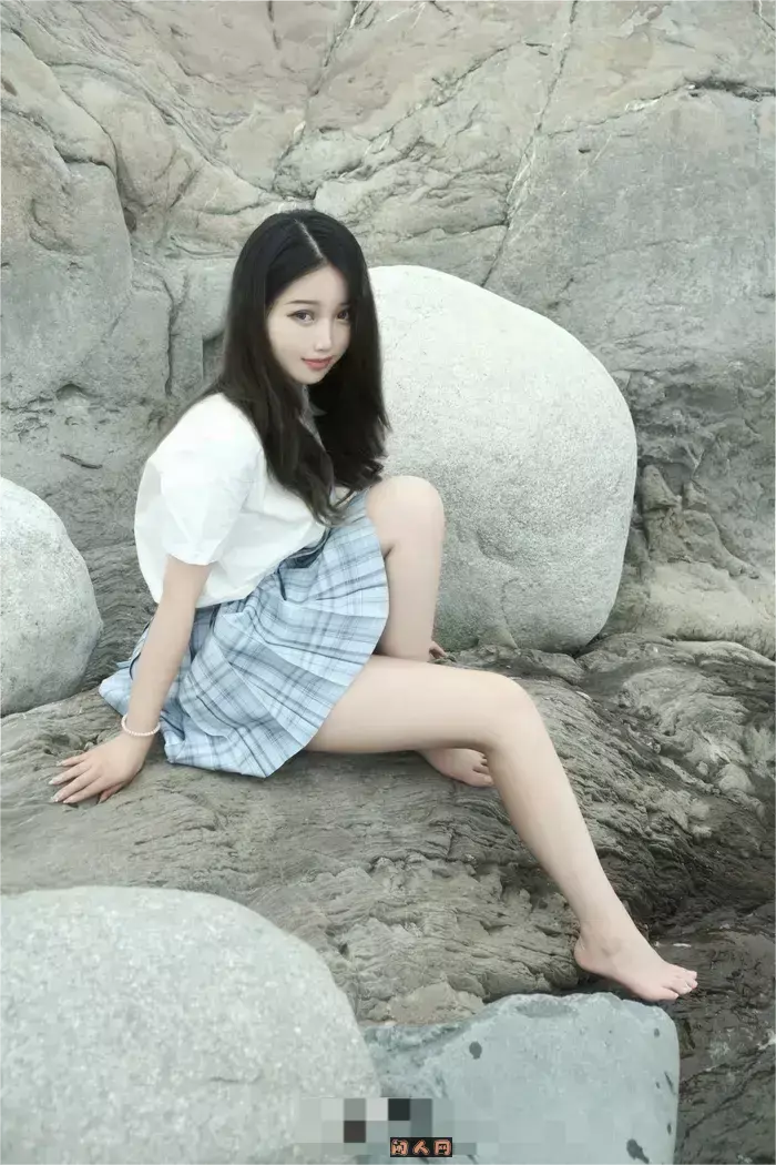 动漫博主@软软eloise-写真作品合集