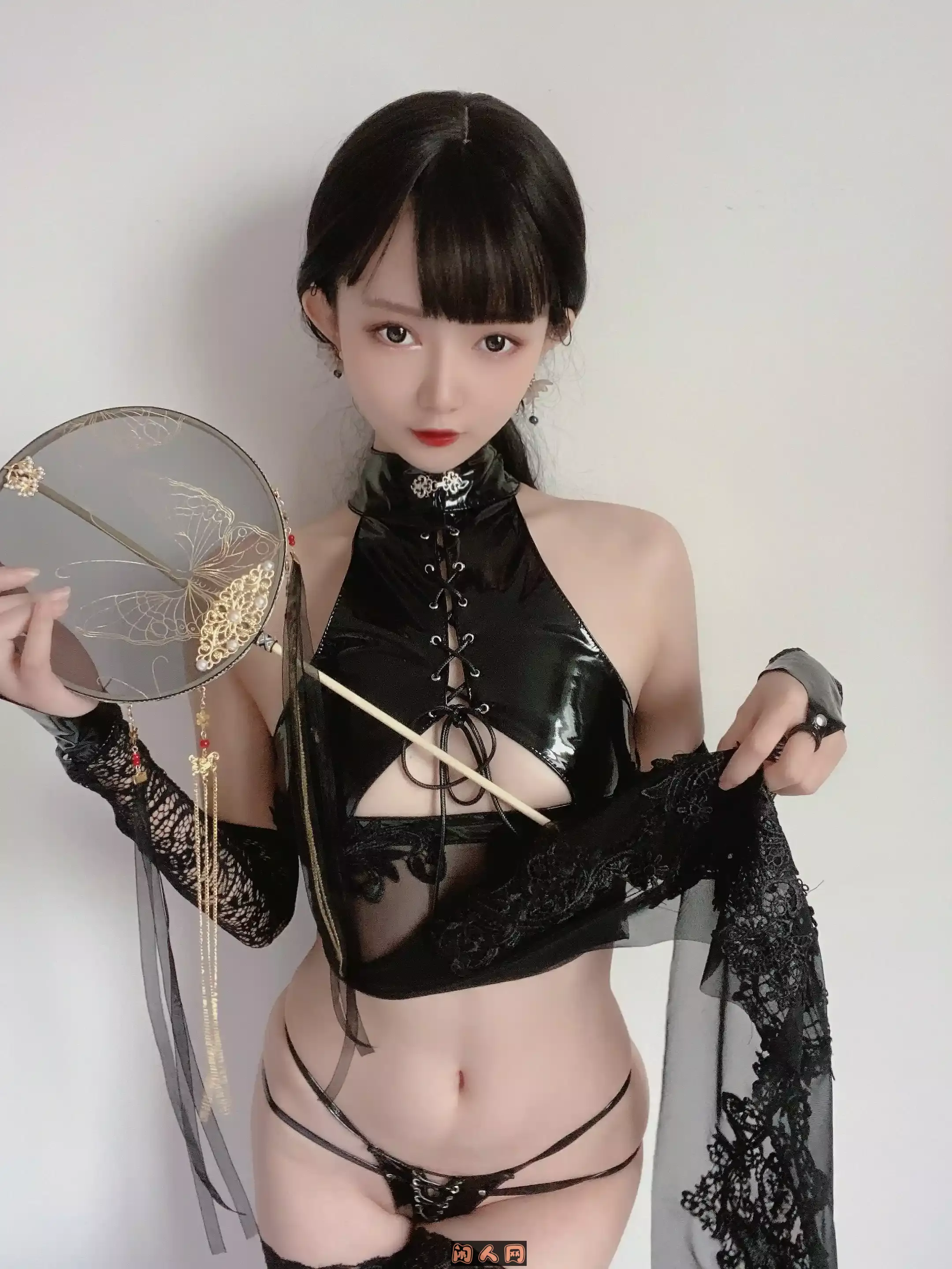 颜值博主@51酱Cosplay黑丝修女二次元写真合集