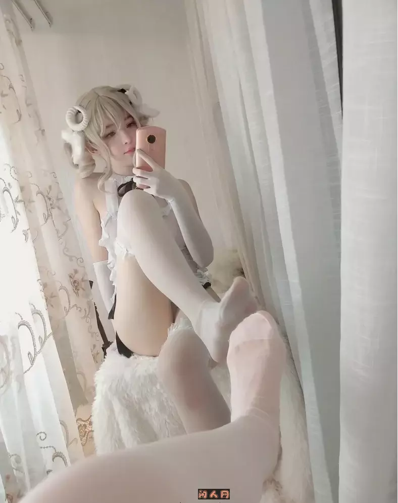 动漫博主@一小央泽-写真COS套图合集