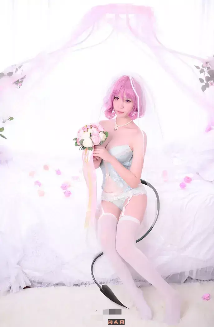 动漫博主@闪月半-写真套图合集