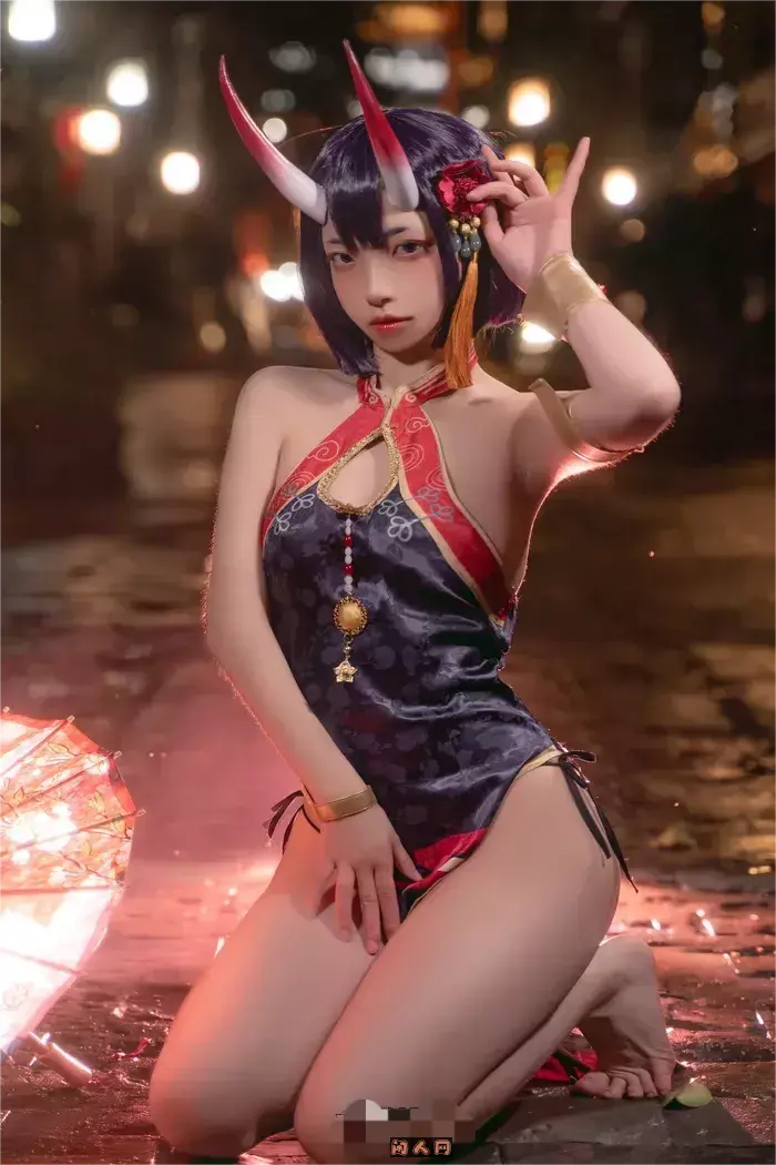 颜值女神@可可老师-美女Coser写真套图合集