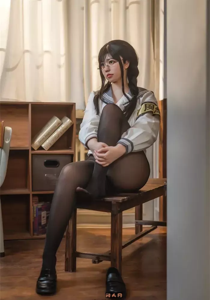 啊日日_Ganlory-极品妹子写真套图合集