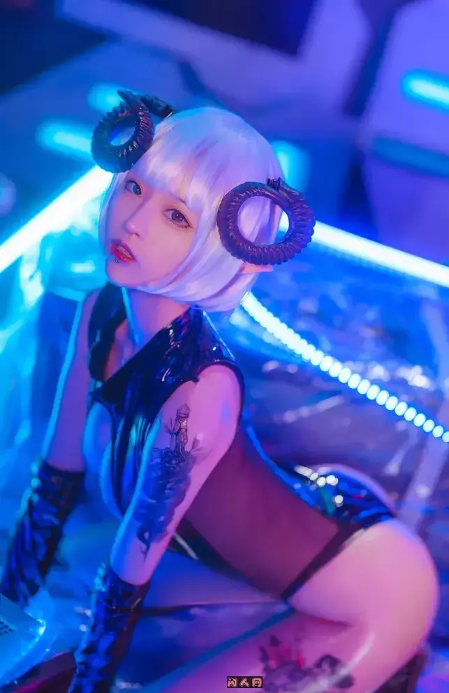 妹抖青-网红Coser写真作品合集