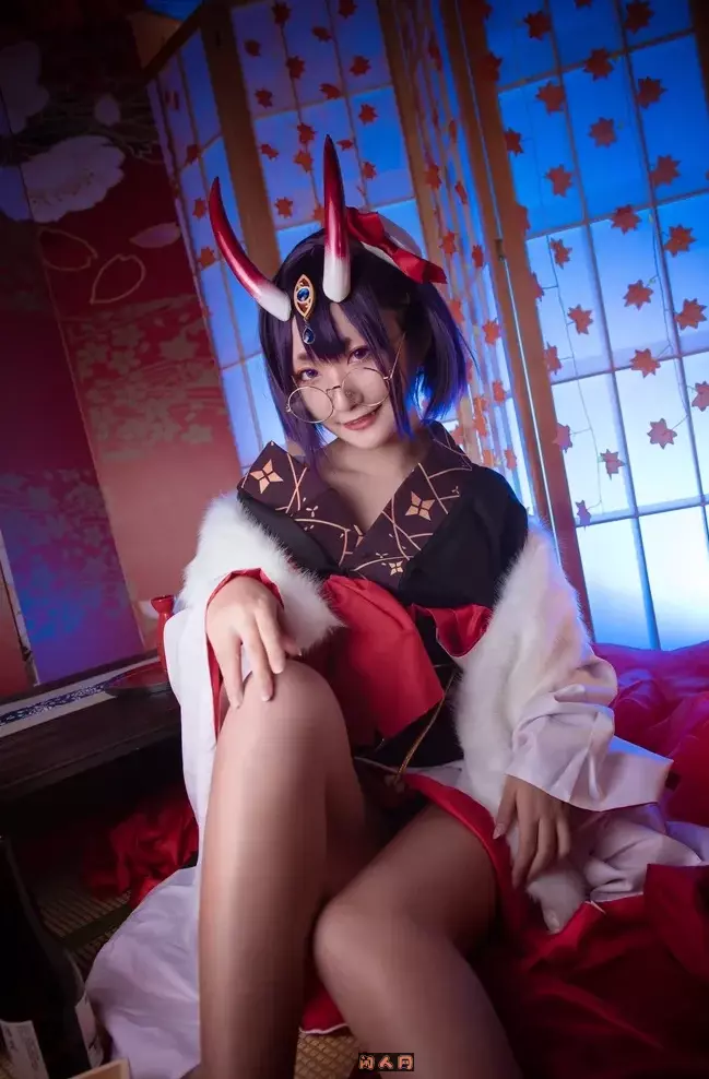 动漫网红@Roroki骷髅姫新加坡博主写真COSER合集