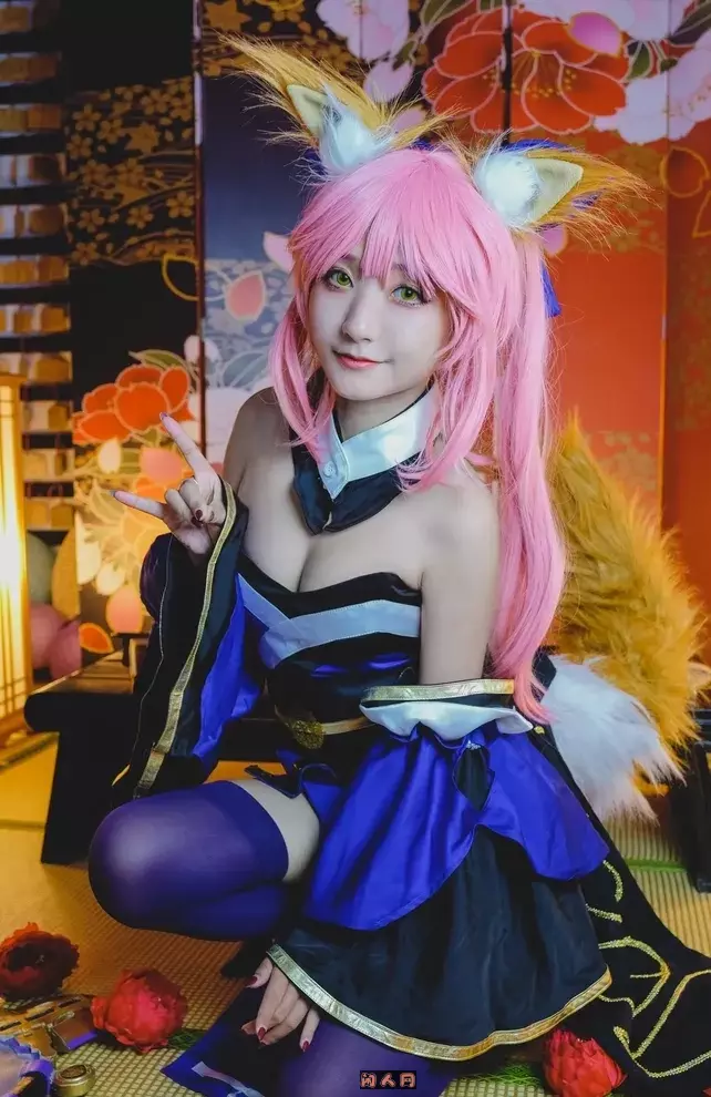 动漫网红@Roroki骷髅姫新加坡博主写真COSER合集