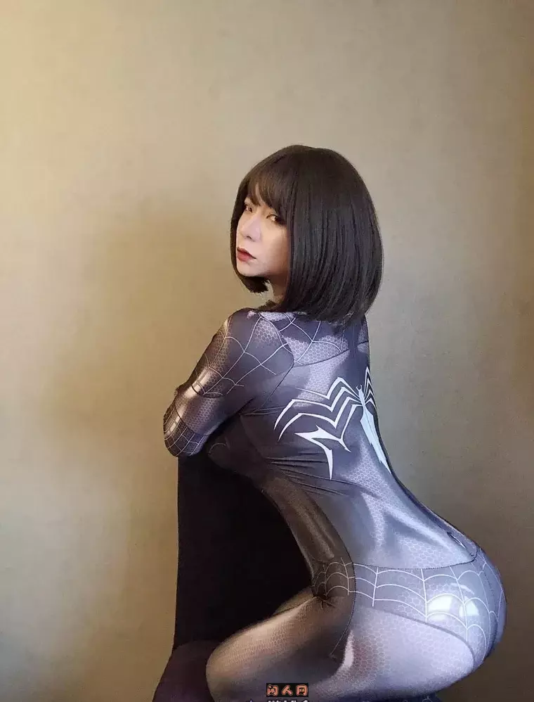 动漫博主@奶兔biubiu二次元COSER性感写真合集