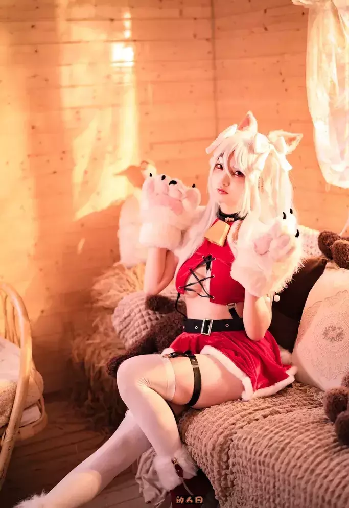 动漫博主@橙喵 – 美少女Cosplay性感写真合集