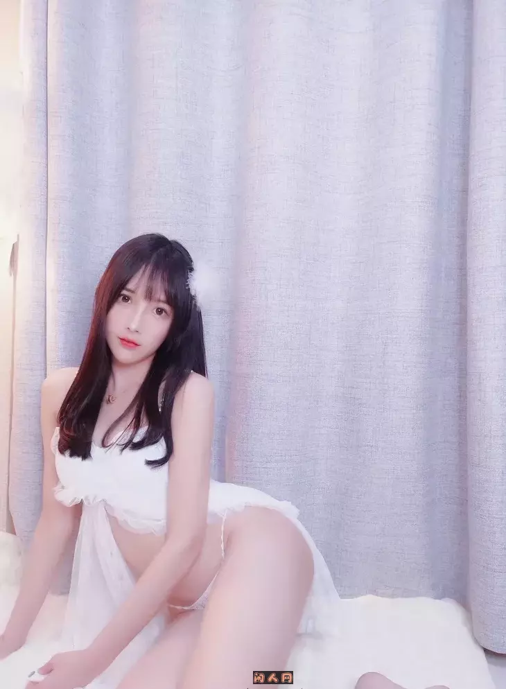 虎牙女主播@小小奶瓶儿颜值女神asmr助眠合集