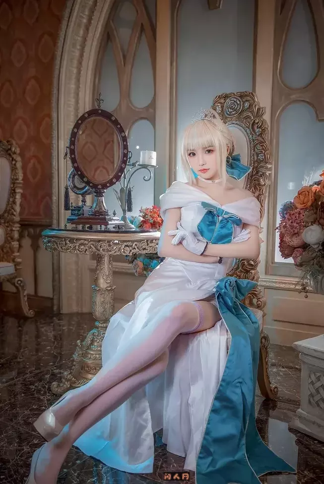 这个泡泡就是逊啦-COS写真合集