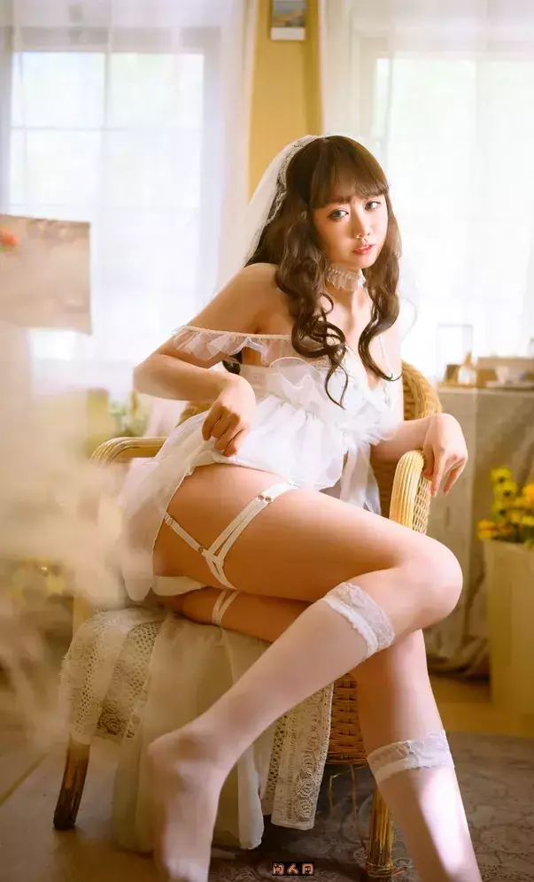颜值博主@渡边早季Saki – 写真COS合集