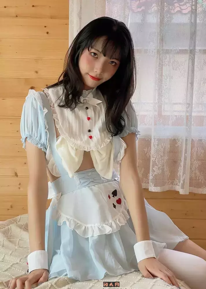 动漫博主@西瓜酱(西瓜少女)-写真合集套图
