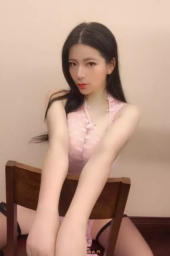 动漫博主@奶兔biubiu二次元COSER性感写真合集