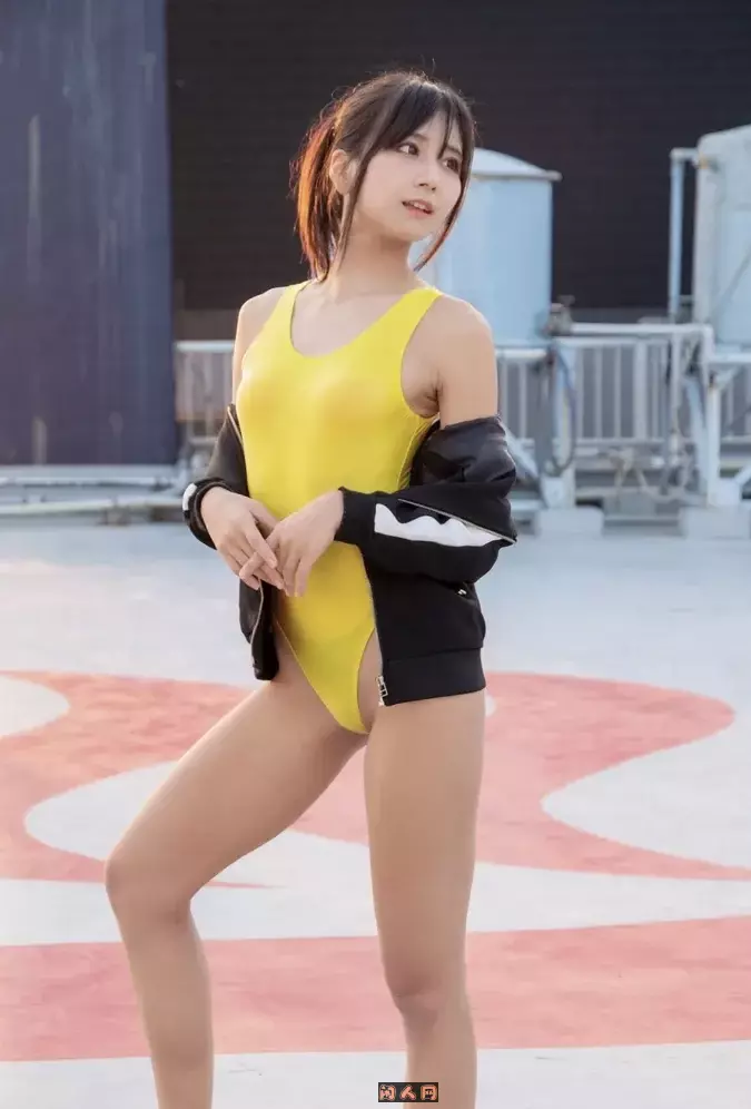 柳丸ゎぃゎぃクラブ – 岛国瑜珈美女Coser写真合集