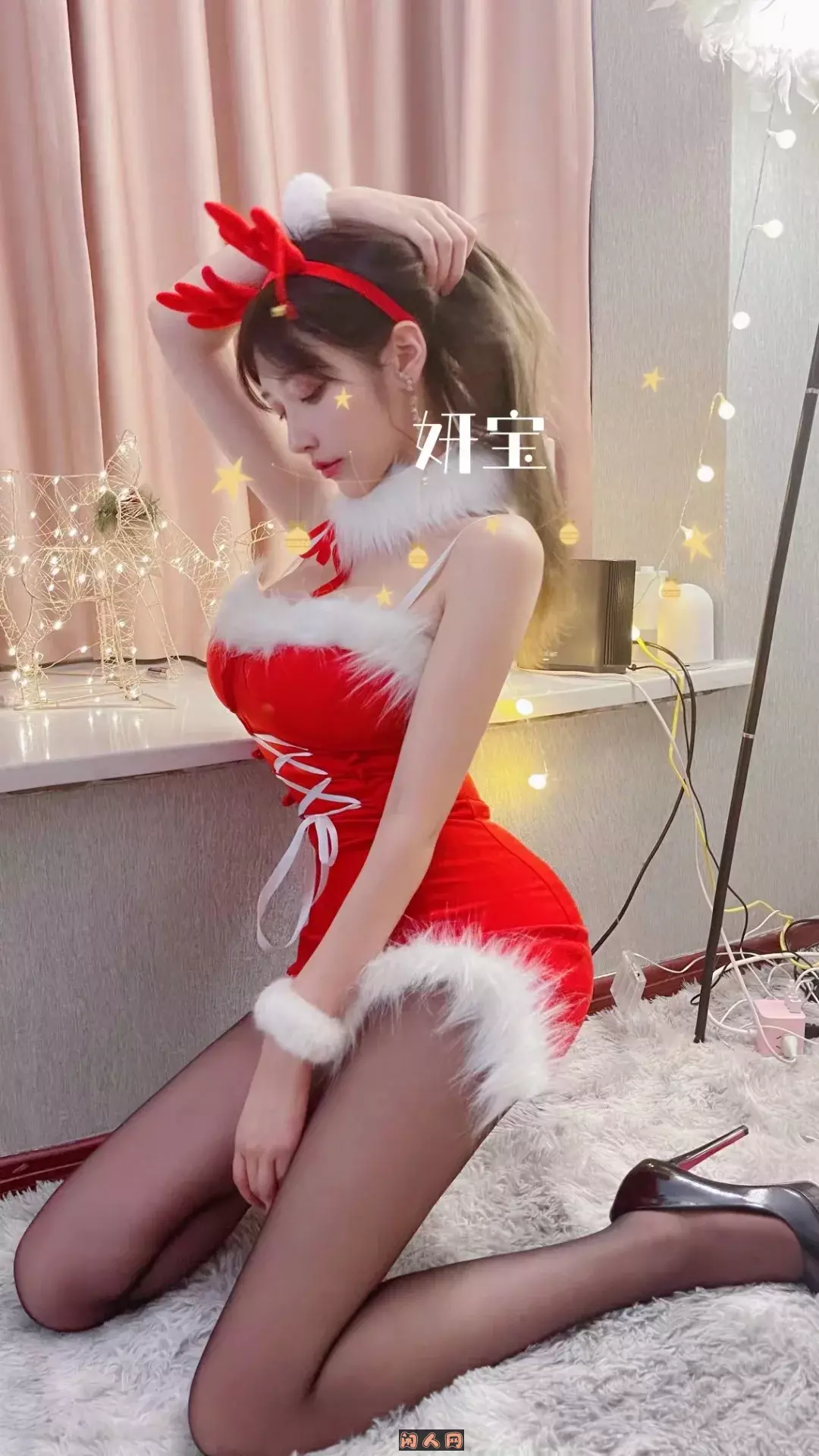 游戏主播@啾小研颜值长腿女神写真Coser作品合集