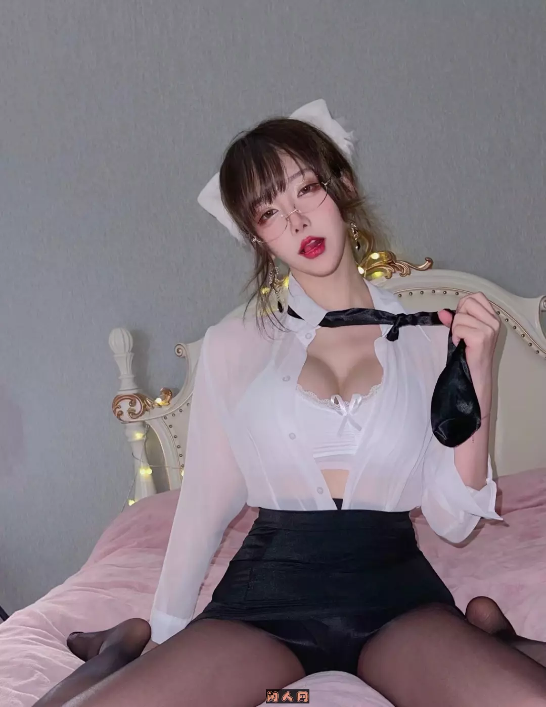 游戏主播@啾小研颜值长腿女神写真Coser作品合集