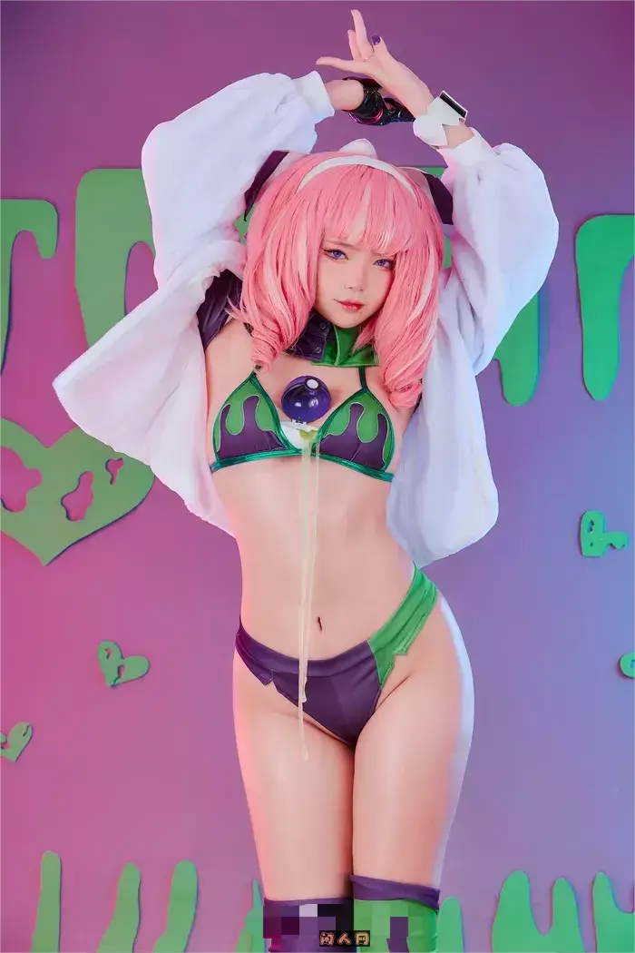 ZinieQ-越南妹子稀缺资源写真作品合集