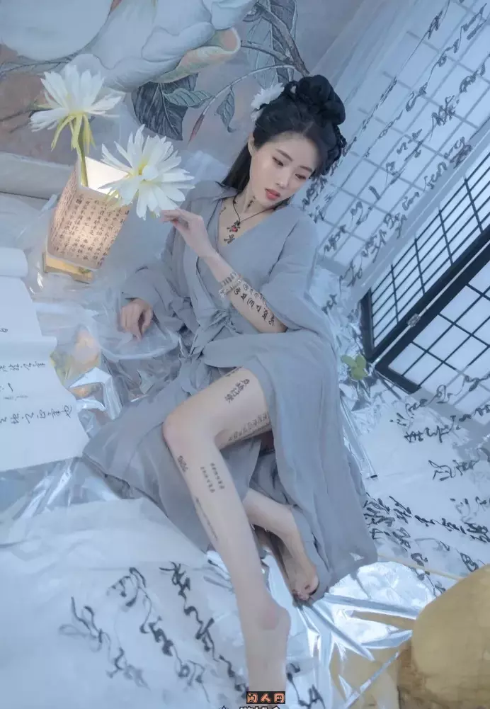 动漫博主@钛合金大粑粑(钛合金TiTi)颜值女神性感COS写真作品合集