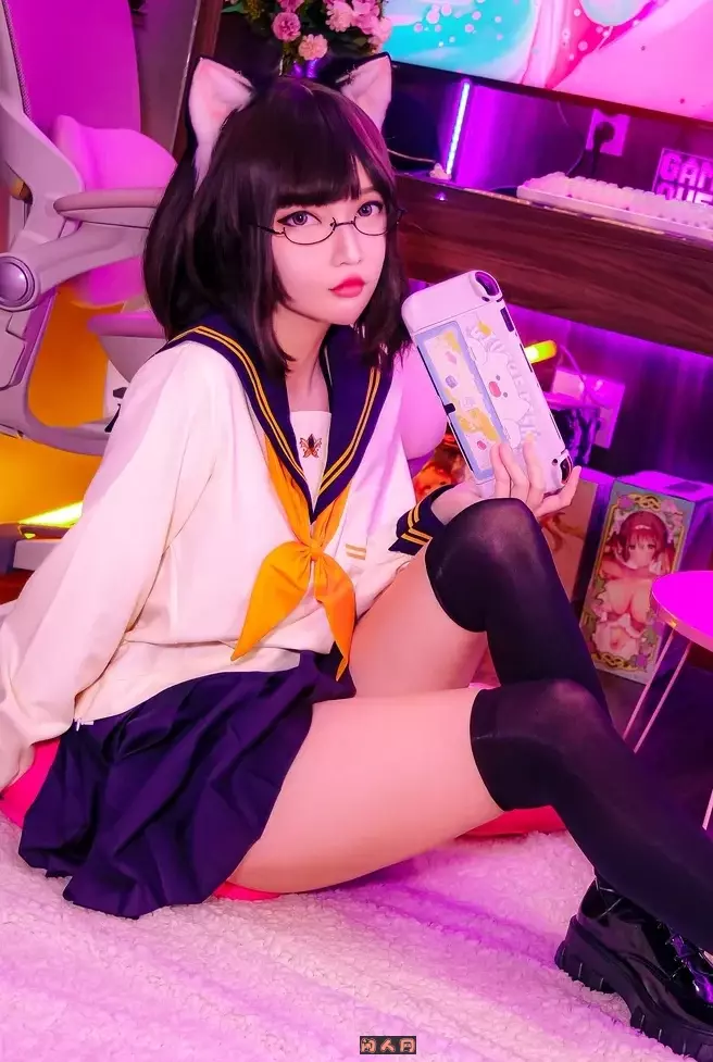 动漫博主@Potato Godzilla 越南妹子写真合集