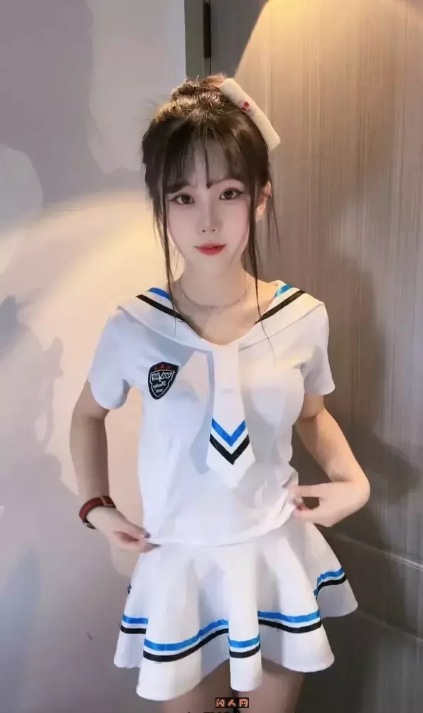 抖音主播@萱萱仙女 2024年3月热舞视频合集