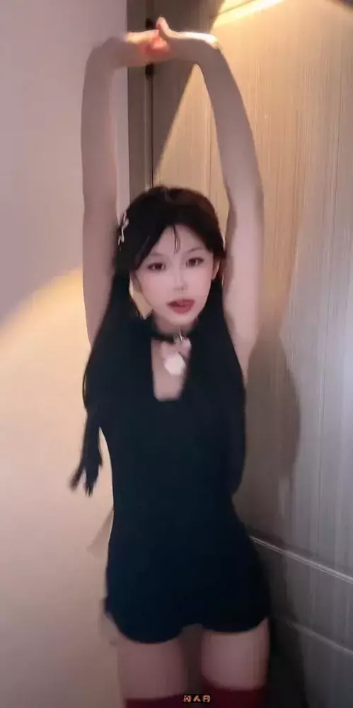 抖音主播@萱萱仙女 2024年4月热舞视频合集