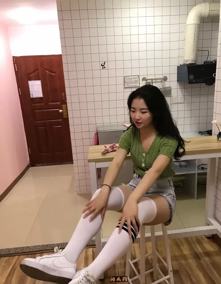 《最爱帆布鞋》-大学生写真合集打包