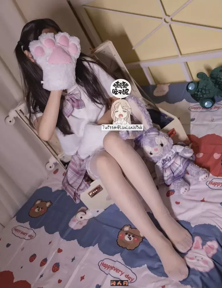 动漫博主@懒懒睡不醒白皙长腿精美写真Cos合集打包