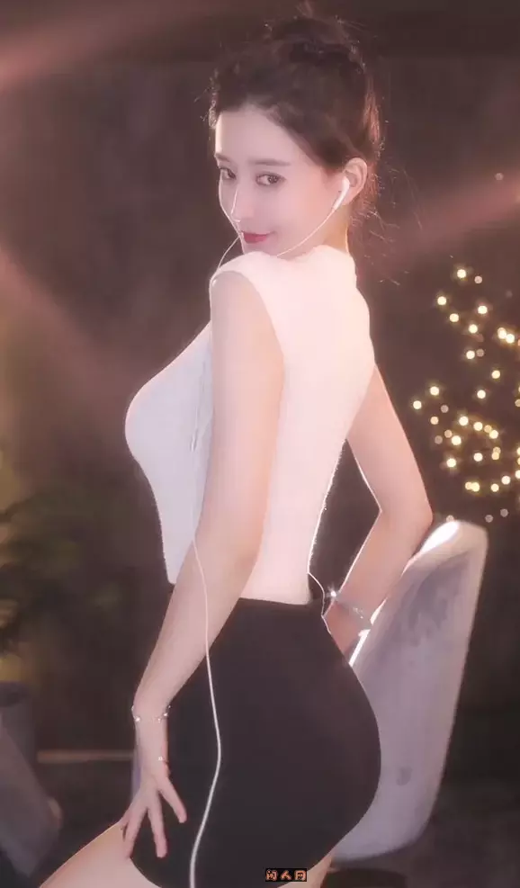 抖音主播@痣铃-有鱼er 2023年4-5月热舞视频合集