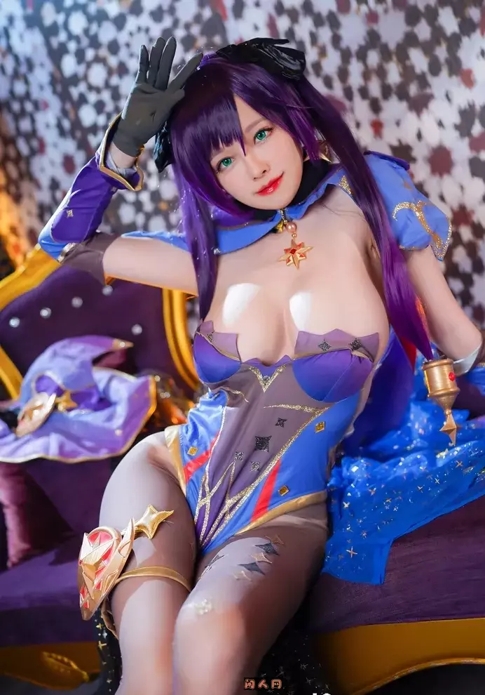 动漫博主@Arty亚缇台湾美女Cos写真合集