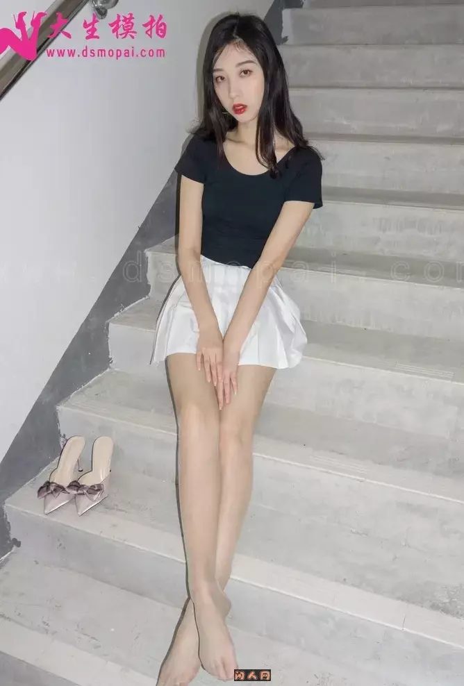 《大生模拍》足控长腿白丝作品大合集