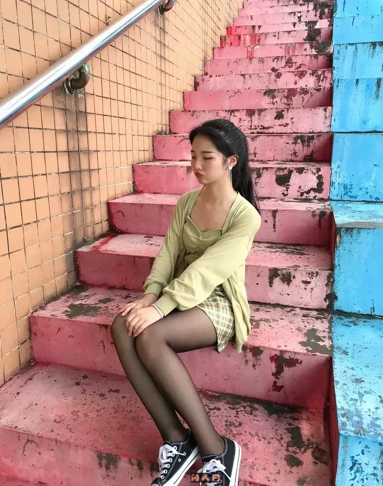 《最爱帆布鞋》-大学生写真合集打包