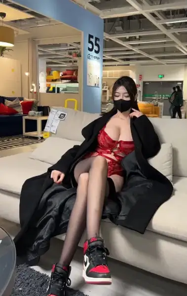 网红博主@脸红Dearie微密小蓝鸟收费写真合集打包