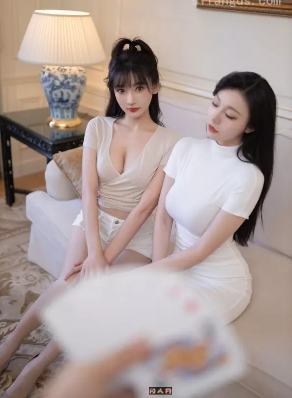 秀人@陆萱萱精致女神模特新秀写真合集