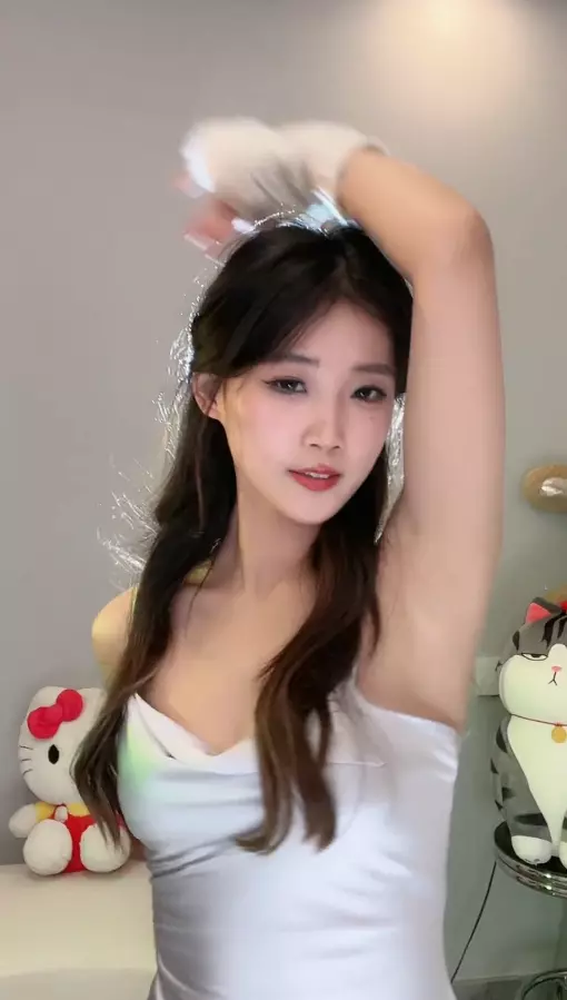 [抖音主播]Nini很不乖2023年04月精选直播舞蹈视频合集54V 3.98G 3H23MIN