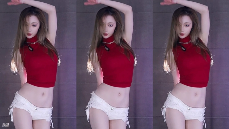 [斗鱼主播]MICO要抱抱2022年12月早期舞蹈视频合集