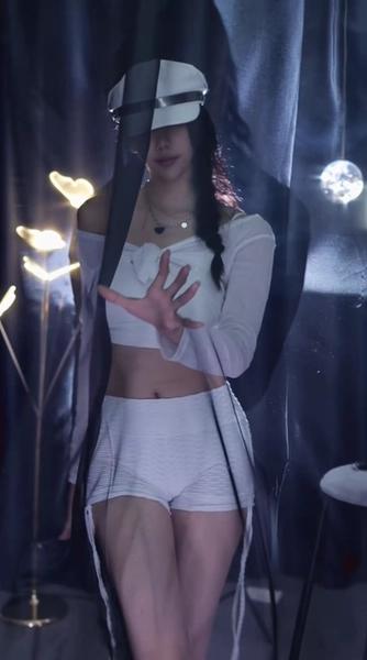 抖音主播@小小金同学2023年07月舞蹈视频回放合集