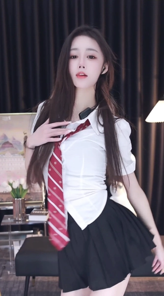 斗鱼主播@兔子酱2023年01月直播舞蹈视频合集[原版无水] 24V 4.58G 1H50MIN