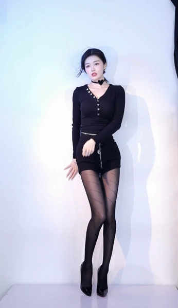 抖音主播@张昔由长腿模特御姐女神2023年10月舞蹈视频合集[原版无水]