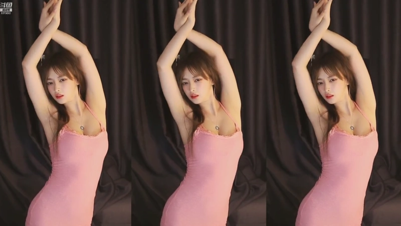 斗鱼主播@是薇薇吖直播热舞视频回放合集