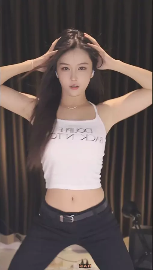 [抖音主播]妮儿nierrrr精致女神2025年04月直播舞蹈[原版无水]43V 7.48G