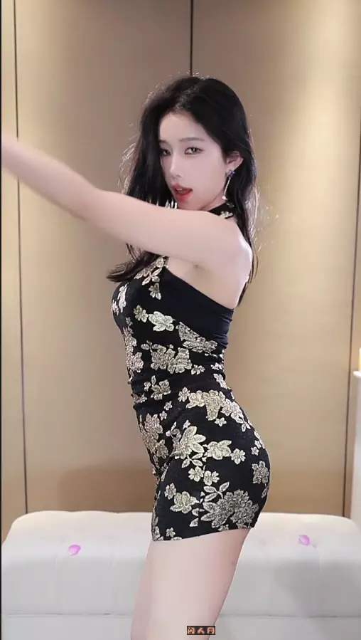 [抖音主播]一只萌七哟o清新甜美精致女神2025年04月舞蹈视频[原版无水]37V 7.61G