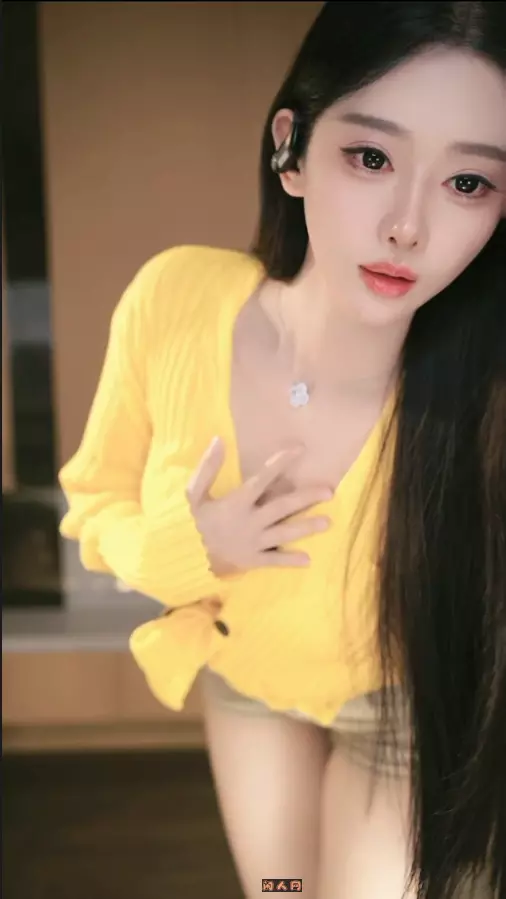 虎牙主播@织梦艺嫣尊师子龙-煊煊呐2025年03月舞蹈视频合集10V 2.45G