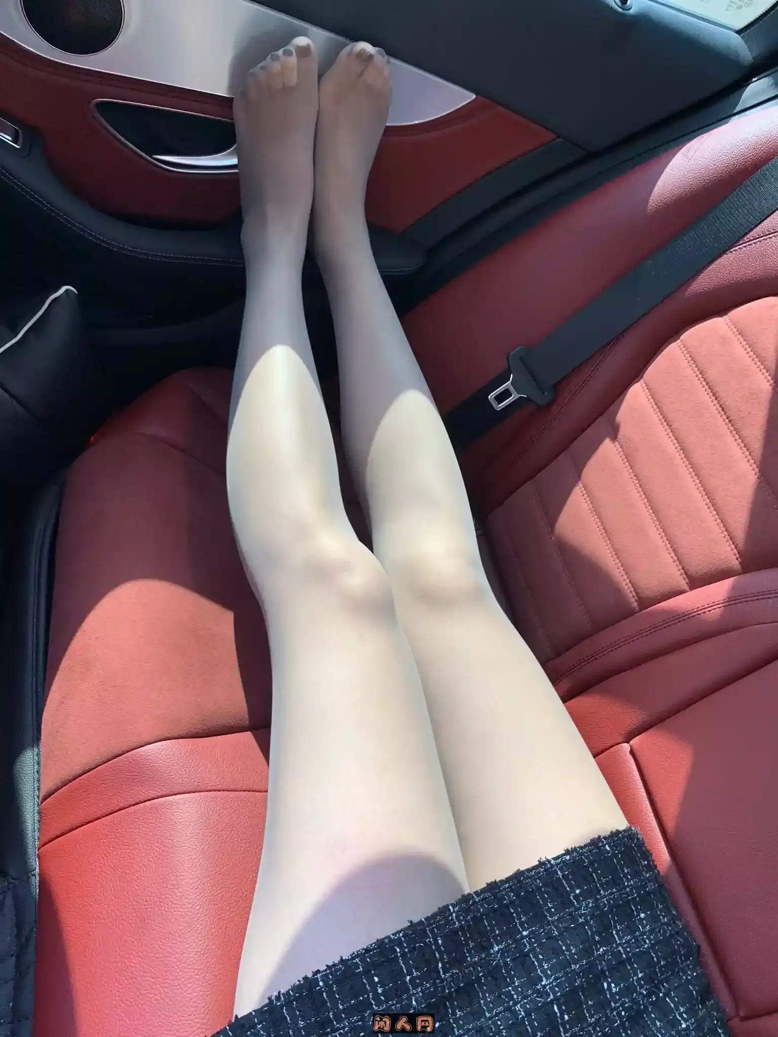 微博博主@雅雅的气质长腿模特全套图片视频合集