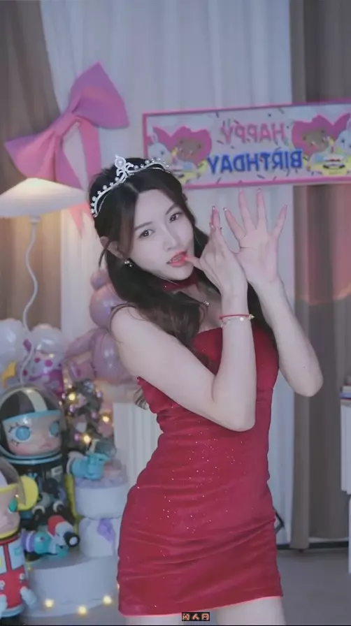 虎牙主播@小妖潘妮2023年1-6月精选直播舞蹈视频合集23V 3.07G