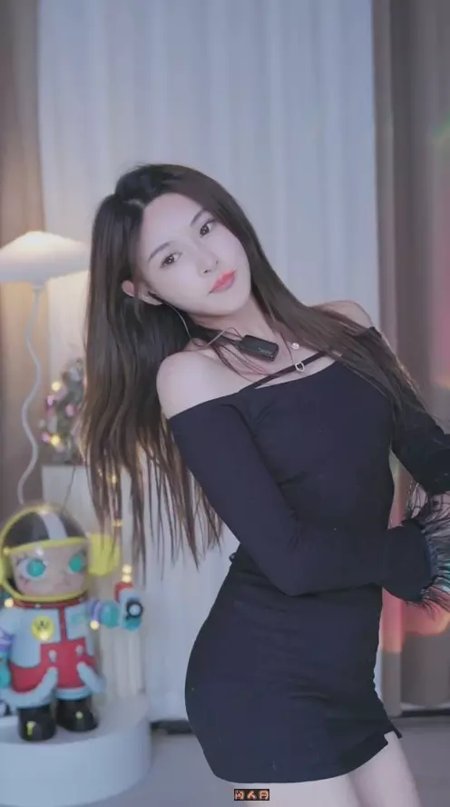 虎牙主播@小妖潘妮2023年1-6月精选直播舞蹈视频合集23V 3.07G