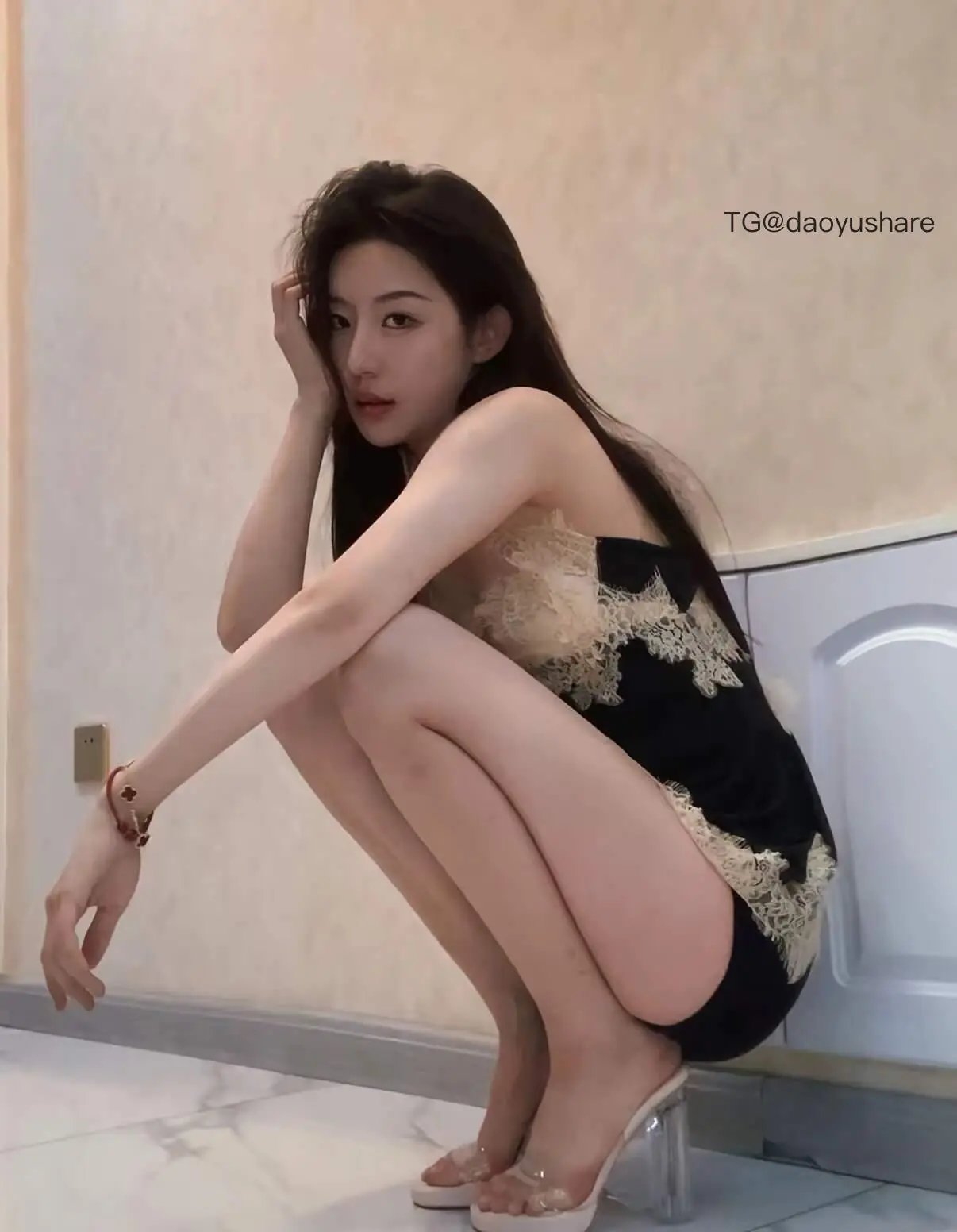 抖音@东北范one御姐女神精美岛遇写真合集